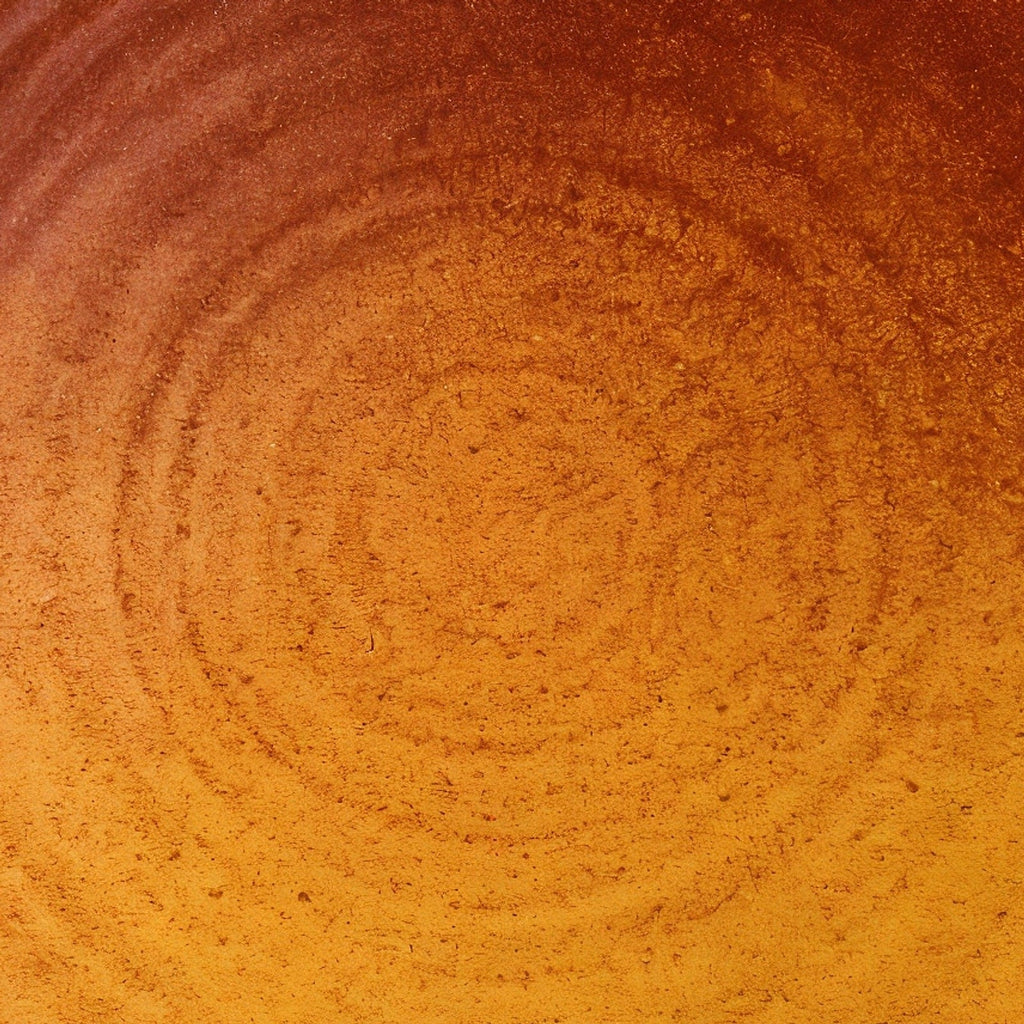 Bernatexshop Piatto Ambra — dettaglio della texture della smaltatura