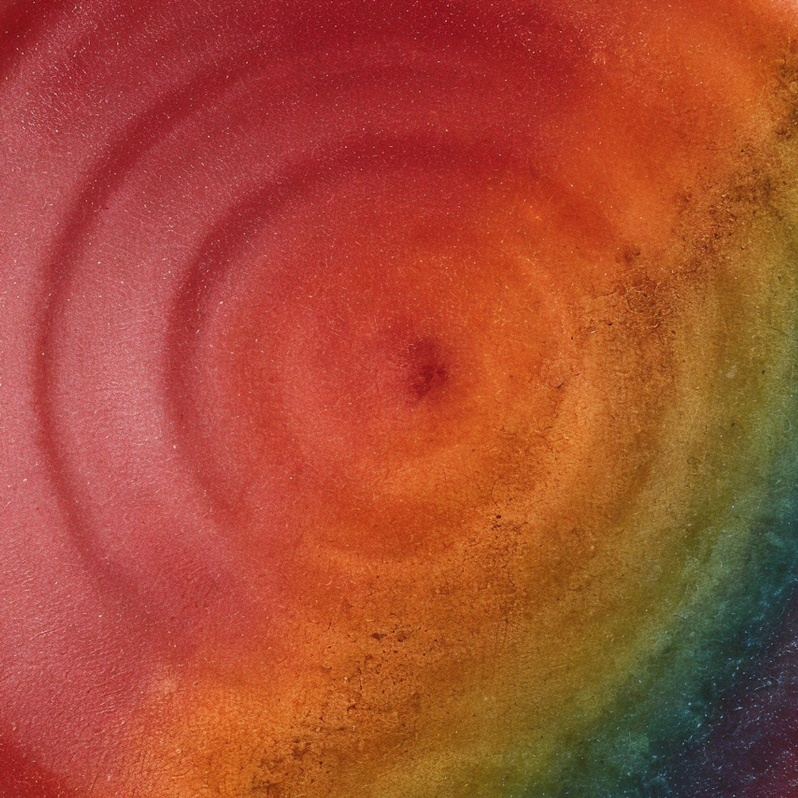 Piatto Arcobaleno — dettaglio macro della superficie del piatto