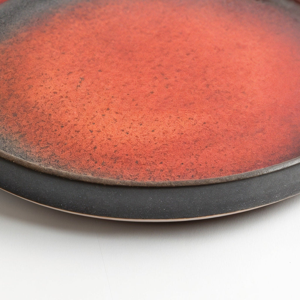Piatto Vulcano Bernatexshop — dettaglio del bordo